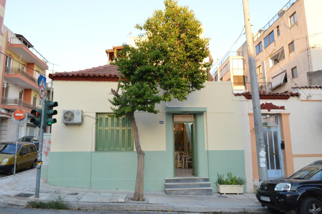 Pireas Port Next To Metro Artistic House Apartment Exterior photo